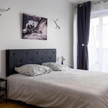 Daire 3 With Balcony And Parking 3 Min From The Sea *