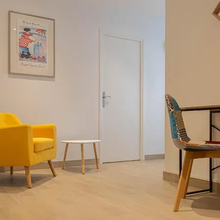 Apartmán 3 With Balcony And Parking 3 Min From The Sea Nice