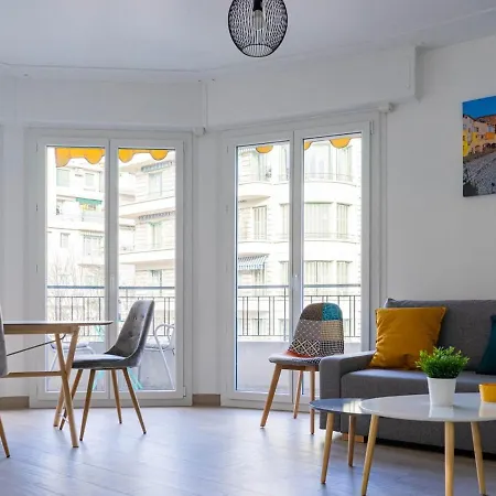 Daire 3 With Balcony And Parking 3 Min From The Sea *